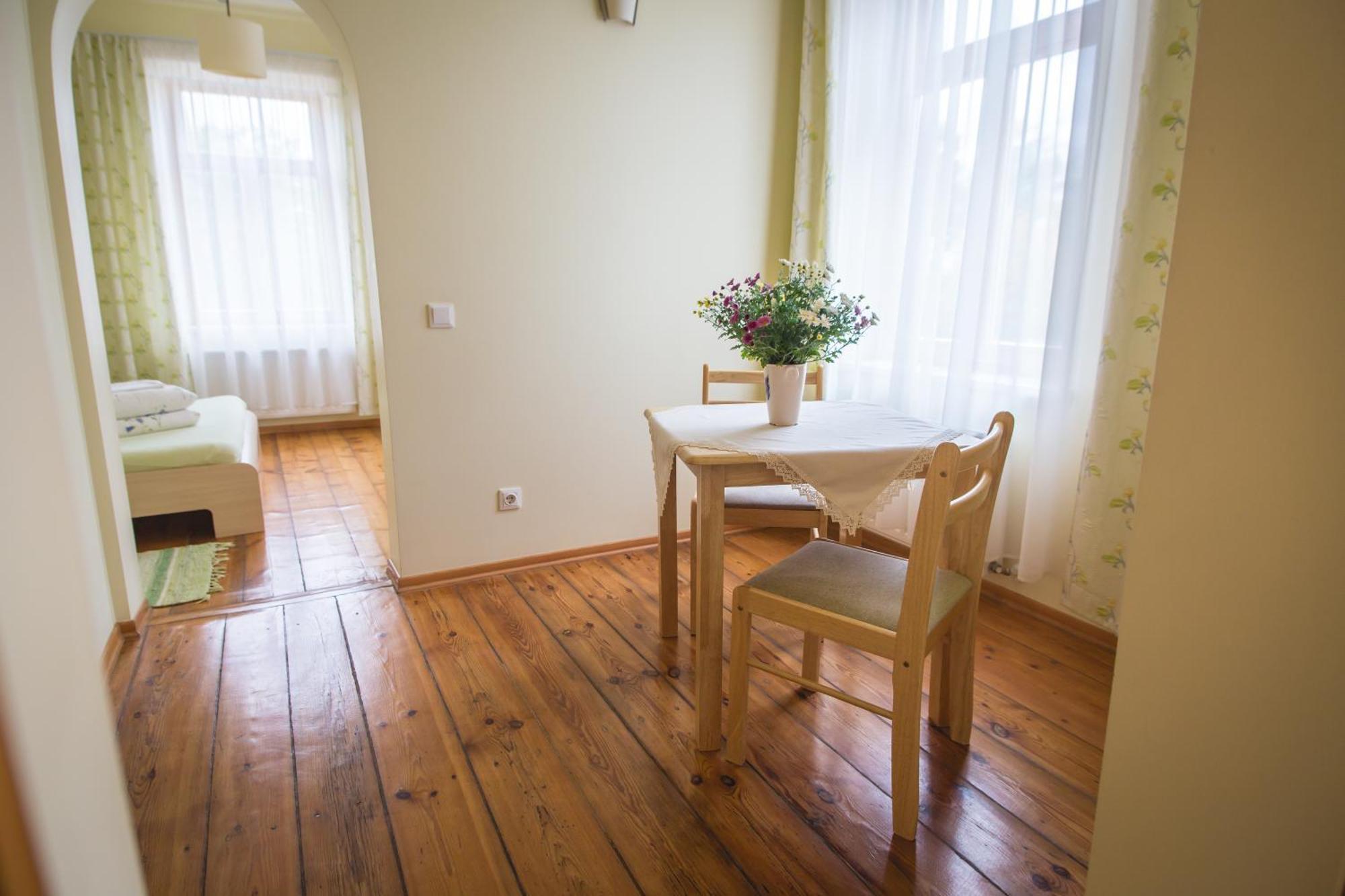 Hotel Viesu Maja Janis Madona Exteriér fotografie