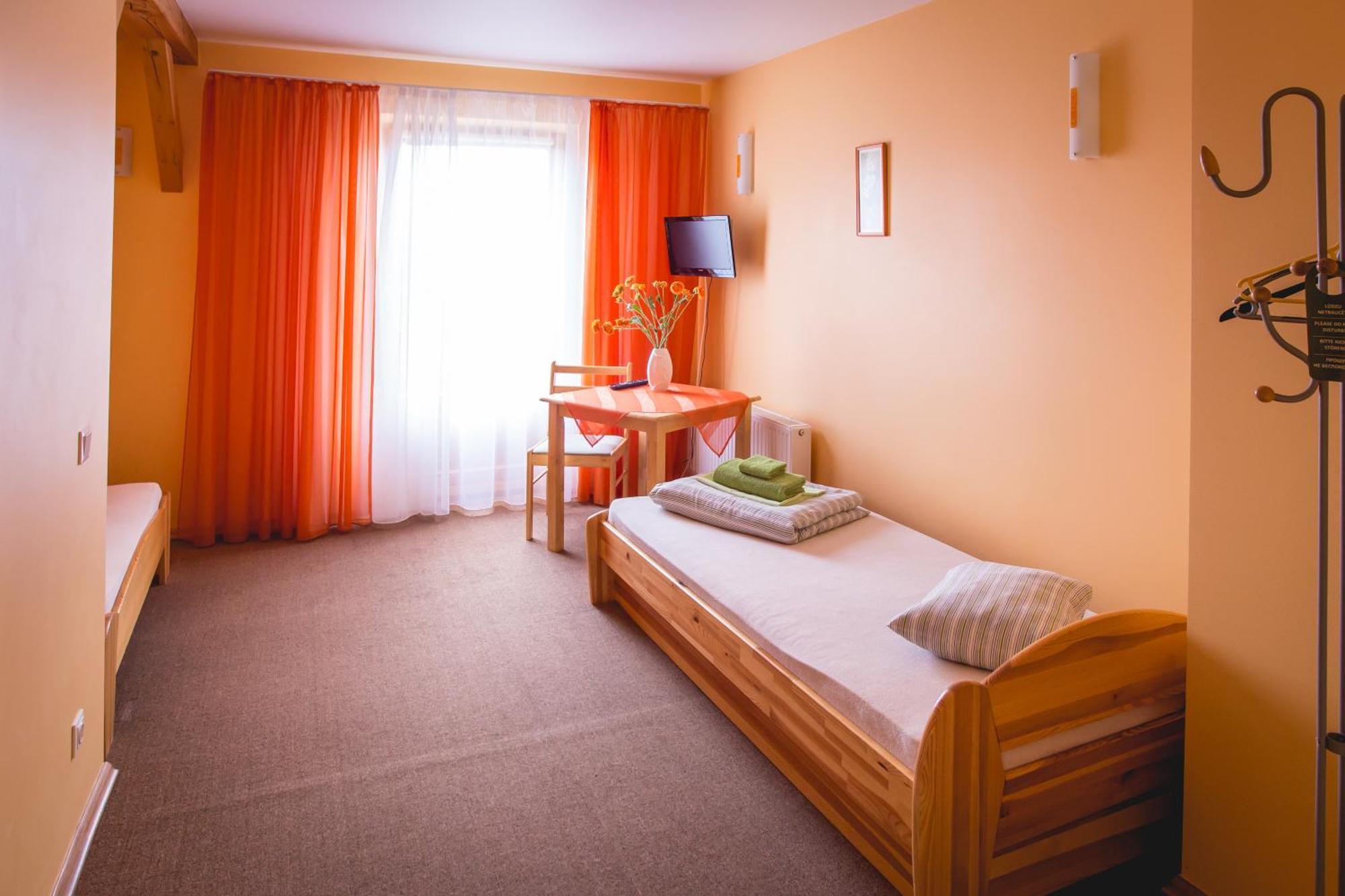 Hotel Viesu Maja Janis Madona Pokoj fotografie